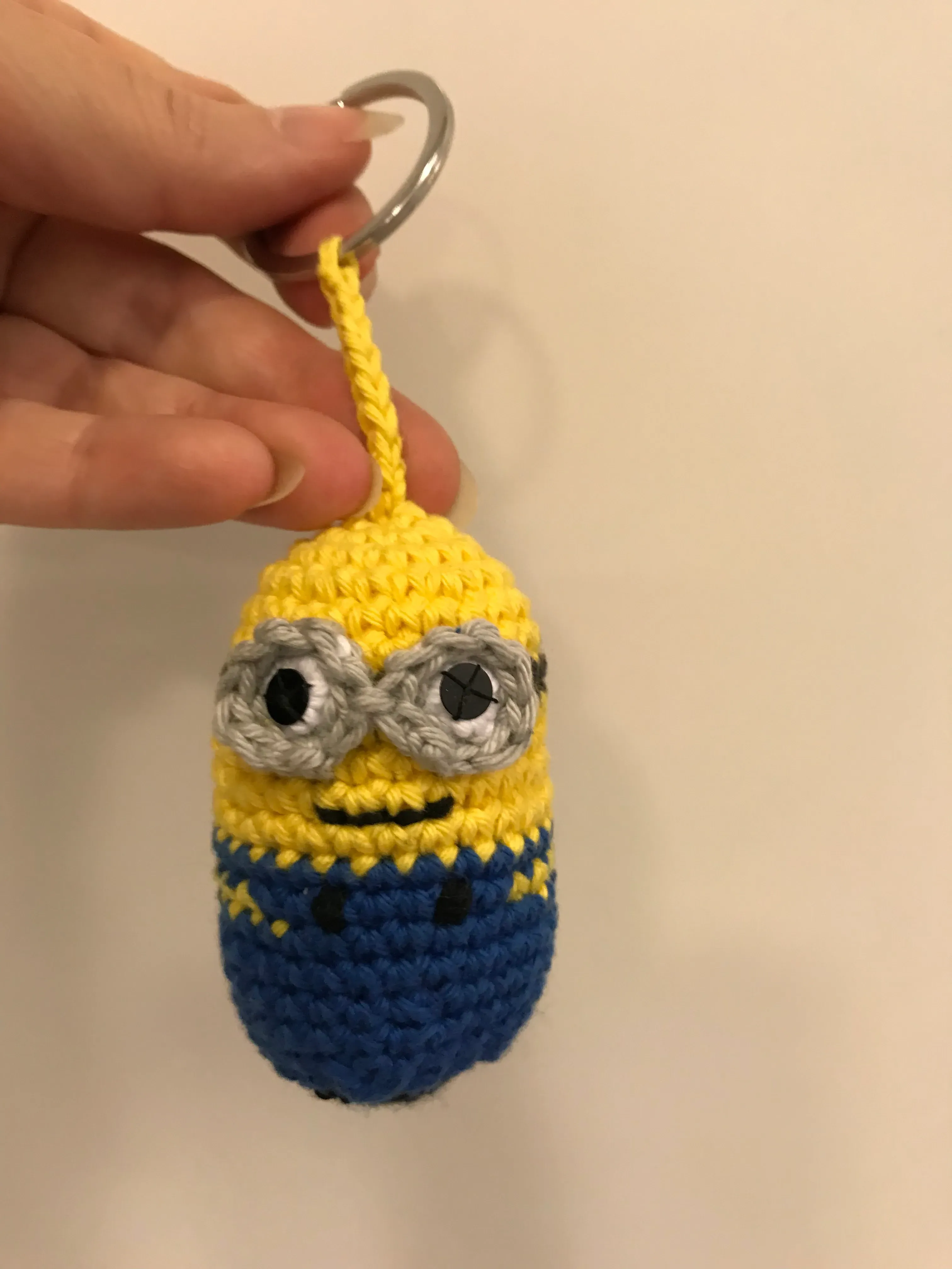 Schlüsselanhänger Minion beliebtes Motiv, ca. 6-8 cm groß